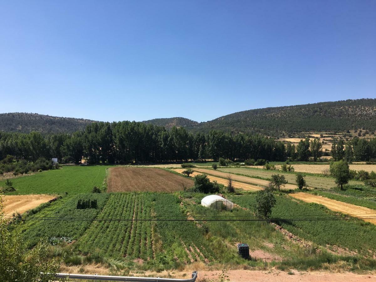 Hotel Torres De Albarracin ภายนอก รูปภาพ