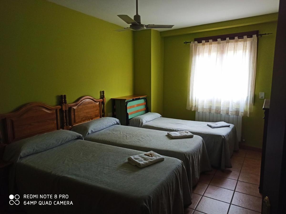 Hotel Torres De Albarracin ภายนอก รูปภาพ